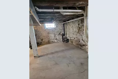 33 Plain St, Fall River, MA 02723 - Photo 7