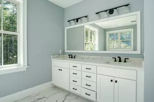 788 Main St, Hudson, MA 01749 - Photo 21