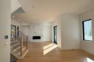 167 Winchester St, Newton, MA 02461 - Photo 15