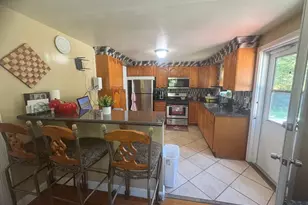 1000 Pleasant St, Stoughton, MA 02072 - Photo 9