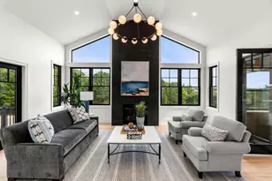 226 Atlantic St, Gloucester, MA 01930 - Photo 3