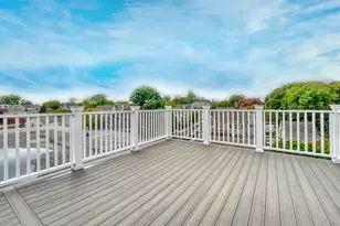 35 Somerset Ave, Winthrop, MA 02152 - Photo 25