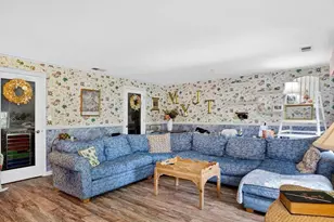 127 Clear Pond Dr, Walpole, MA 02081 - Photo 21