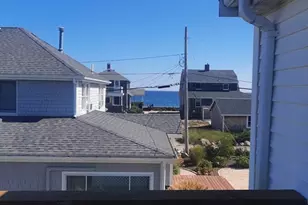 21 Manchester St, Scituate, MA 02066 - Photo 3