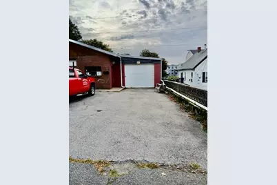 17 Wellman St, Beverly, MA 01915 - Photo 1