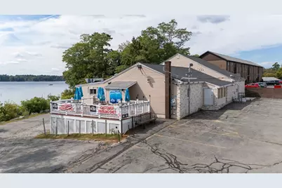 294 Tyngsboro Rd, Dracut, MA 01826 - Photo 1