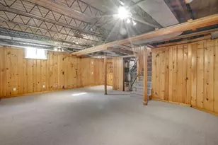 138 Abbott St, Springfield, MA 01118 - Photo 35