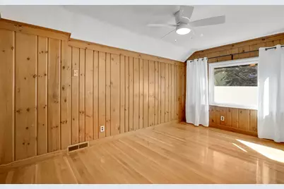 138 Abbott St, Springfield, MA 01118 - Photo 39