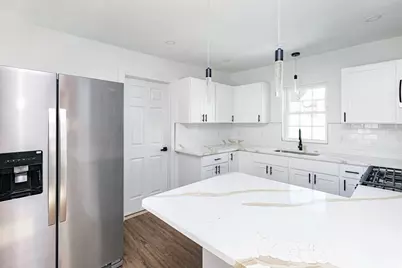 206 Highland Ave, Fitchburg, MA 01420 - Photo 11