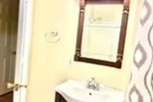 514 A Metropolitan Ave, Boston, MA 02136 - Photo 11