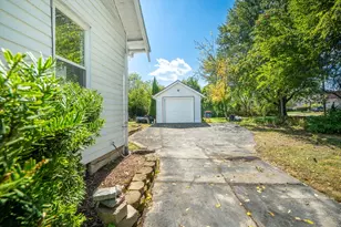 79 Central Ave, Seekonk, MA 02771 - Photo 23