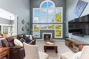 10 Dunham Pond Rd, Lakeville, MA 02347 - Photo 9