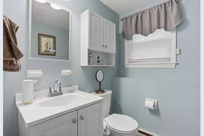 8 Ryan Pl, Swampscott, MA 01907 - Photo 25