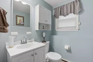 8 Ryan Pl, Swampscott, MA 01907 - Photo 25