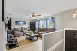 8 Ryan Pl, Swampscott, MA 01907 - Photo 7