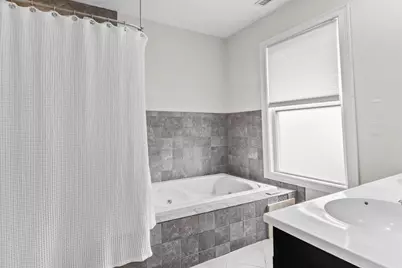 647 East 3rd #2, Boston, MA 02127 - Photo 13