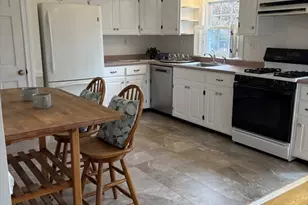 100 Village St, Marblehead, MA 01945 - Photo 29