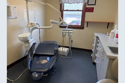 1079 Central St #2, Leominster, MA 01453 - Photo 15