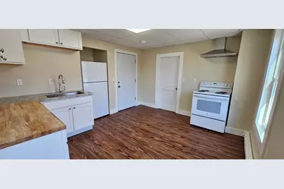 2009 High #2013, Palmer, MA 01080 - Photo 5