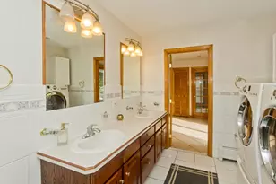 65 Verdugo St, West Springfield, MA 01089 - Photo 15