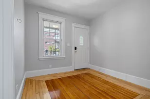 16 Windsor Rd, Medford, MA 02155 - Photo 9