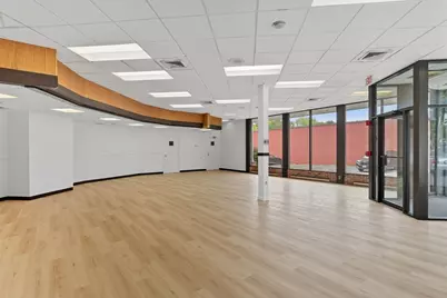 52 East St, Ludlow, MA 01056 - Photo 9