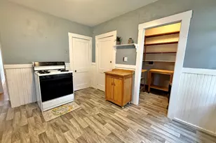 206 School St, Watertown, MA 02472 - Photo 9