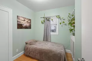 32 Howard St, Watertown, MA 02472 - Photo 9