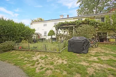 32 Howard St #32, Watertown, MA 02472 - Photo 13