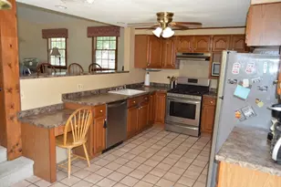 58 Baymor Dr, East Longmeadow, MA 01028 - Photo 5