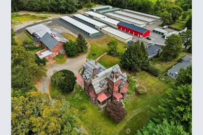 18 Elm St, Hatfield, MA 01038 - Photo 1