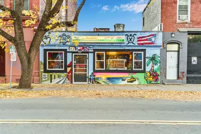 389 Main St, Holyoke, MA 01040 - Photo 3