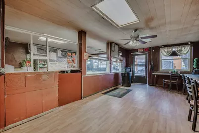 389 Main St, Holyoke, MA 01040 - Photo 5