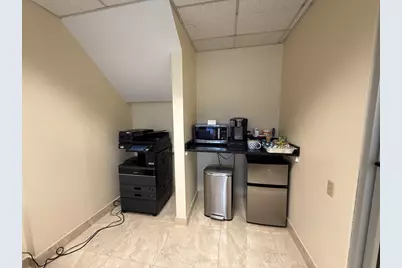 162 Harding Street, Worcester, MA 01604 - Photo 9