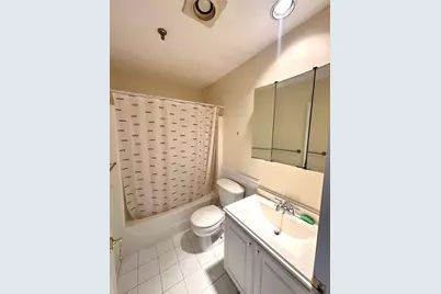 3920 Mystic Valley Pkwy #115, Medford, MA 02155 - Photo 17