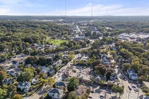 1629 Centre St, Newton, MA 02461 - Photo 21