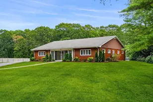 41 Essex St, Wenham, MA 01984 - Photo 1