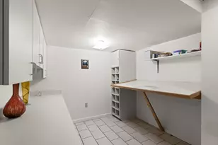 1 Boatswains Wy, Chelsea, MA 02150 - Photo 5