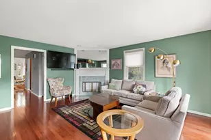 1 Boatswains Wy, Chelsea, MA 02150 - Photo 7