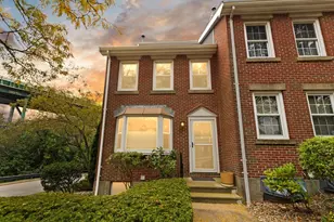 1 Boatswains Wy, Chelsea, MA 02150 - Photo 1