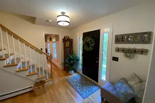 217 Brookway Dr, Northbridge, MA 01534 - Photo 3