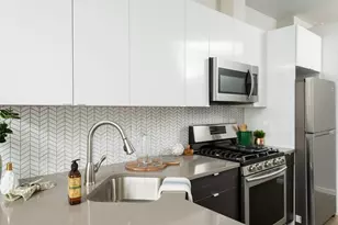 64 Frankfort St, Boston, MA 02128 - Photo 9