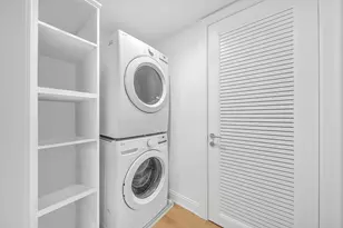 100 Linden St, Wellesley, MA 02482 - Photo 9