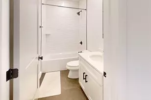 52 Withington St, Boston, MA 02124 - Photo 7