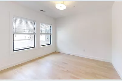 52 Withington St #7, Boston, MA 02124 - Photo 13