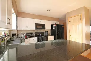 465 Fellsway E, Malden, MA 02148 - Photo 3