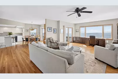 61 Menauhant Rd, Falmouth, MA 02536 - Photo 17