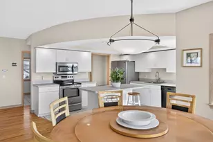 61 Menauhant Rd, Falmouth, MA 02536 - Photo 15