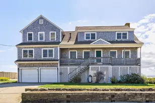 61 Menauhant Rd, Falmouth, MA 02536 - Photo 3