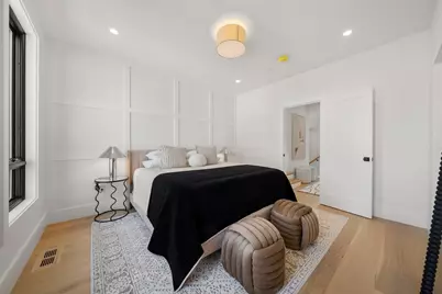 136 W 8th St #4, Boston, MA 02127 - Photo 17